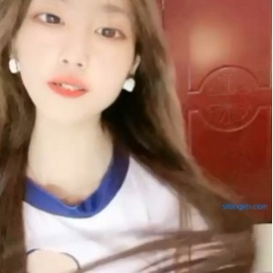 抖阴蜜桃福利露露美腿合集87V698G(实战0.8G)优质奶油