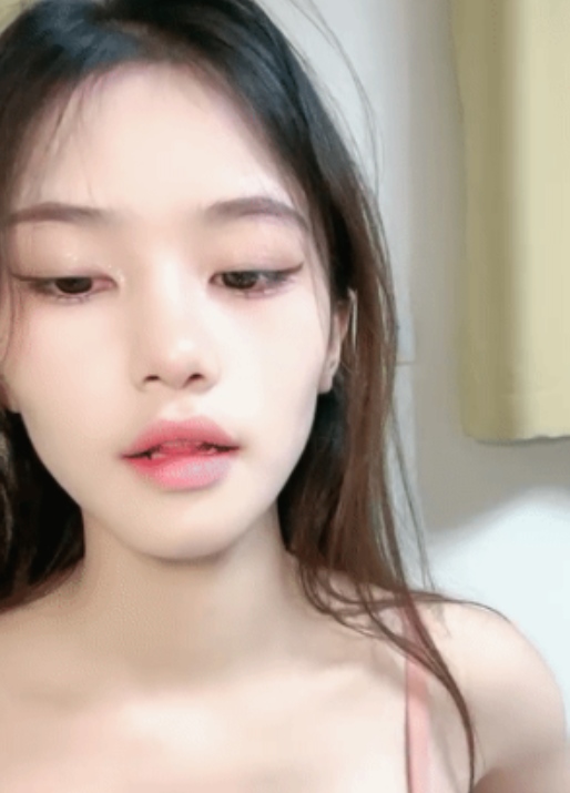 虞姬y推特热辣互动1V视频1G妩媚合集