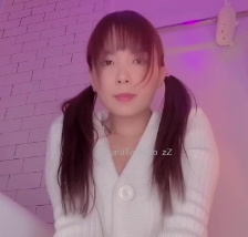 4.57G圈内Yuna反差女神精品视频20部好嫩啊
