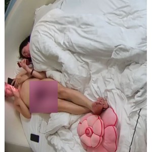 1.3GB有趣台228少妇浴后互动1V太会玩