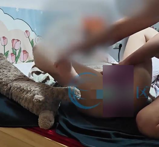 外站博主侄女小玲醉后秘事1V356MB令人窒息
