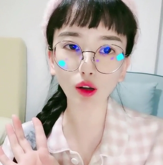 推特安琪儿天使脸蛋纯欲私拍1V363M白嫩迷人
